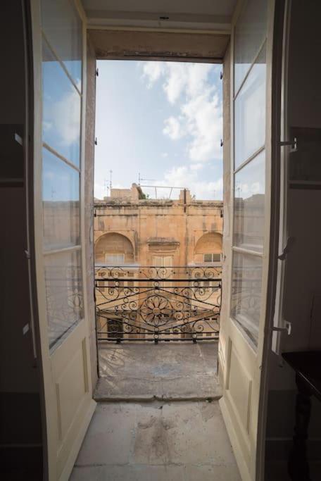 Ht3- Heritage Treasure 3 La La Valletta Esterno foto